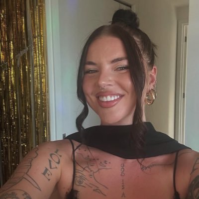 marydonald56's profile picture. livin lifeeee💕 ❤️ FSU🎓 🤩 ⛔️No crypto talk ❤️ Archaeologist who visited south Africa often