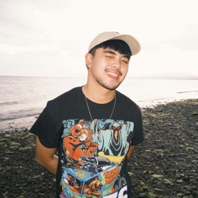 ughh_bein's profile picture. 