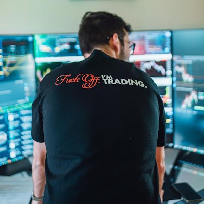 fxuniversity05's profile picture. Forex enthusiast mastering market moves 📈 | Analyzing trends & strategies | Sharing insights from the trading desk | #ForexAnalysis #TradingEducation