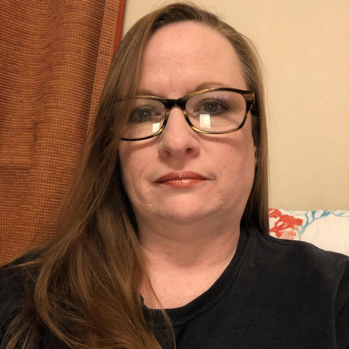 LynnThiot1313's profile picture. 