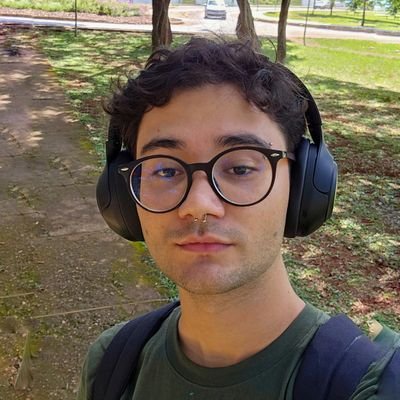 greenoceano's profile picture. e agora sou tão profano e você, quem diria, sagrado, amor