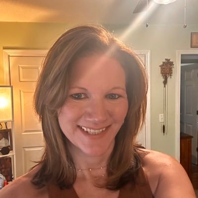 margaritas25687's profile picture. Wife & Mom | Living My Best Life | Love my NY Yankees 💙 TN Vols 🧡 | God Bless The USA❤️🤍💙 Jesus is King 👑 We R Charlie ❤️