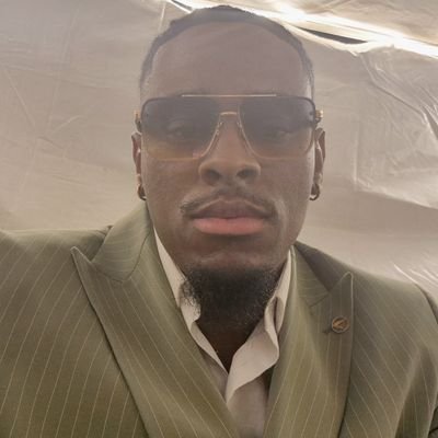 CallMe_Snow's profile picture. 