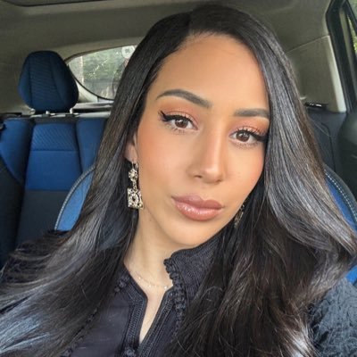 Journaliste et Programmatrice Sport à Eurosport, beIN Sports & Canal+ Sports.  | Instagram : @iamleylaroxy