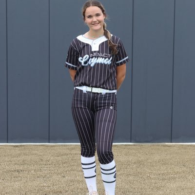 rebecca_luttrel's profile picture. 2028 RHP/1B 🥎🏀⛳️ Liberty Creek High School- rebeccaluttrell68@gmail.com• NCAA ID: 2405316204