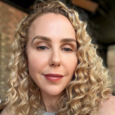 MaryBollinGER01's profile picture.