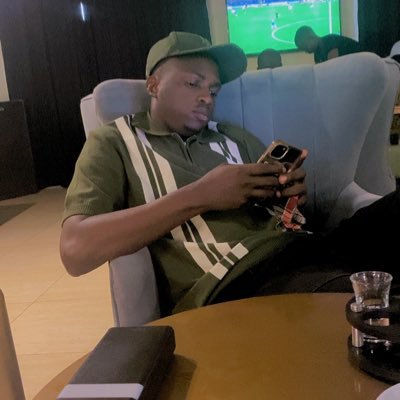 Afeezkolawole5's profile picture. Wizkid🦅✨ Manchester United❤️💯 Cr7🥰 EMILOKAN! Fine boy Photographer📸