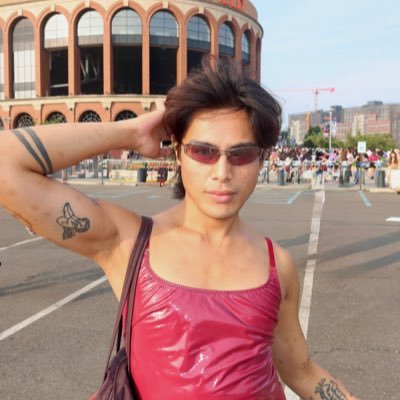 psstjerick's profile picture. bella hadid fanpage