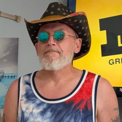 BmanRabbitDave's profile picture. ✝️ Jesus first, pray for Uncle Trump.🇺🇸