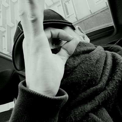 Abousimbel91's profile picture. Hello! I'm Nick, Nick Macron... 
Welcome to Doggy dogg World