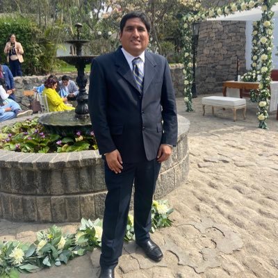Quiero ser el primer diputado con autismo del Perú. Hincha de Alianza Lima. Comunicador. Melómano. Cinefilo. Convencido de que La patria es el otro 🇵🇪