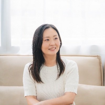 ma_ko_D_Fab's profile picture. 🌻 LP • HP • バナー • SNS画像 etc｜名刺やチラシも可👩‍💻 業務委託３社✨制作のご相談はDMまで📩｜業務委託も受付中です🙌｜ポートフォリオ更新中｜10月制作🔺11月⭕️＃ノンデザ