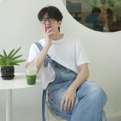 silsrat49's profile picture. อยู่ทุกด้อม💗 ด้อมหลักคือ ตามชื่อที่ตั้งเลย
#pie_saran
 #เตาอบตัวพี 
#jossgawin