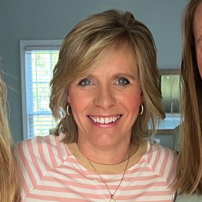 CarrieR49840490's profile picture. Christ follower. Wife. Mom. Grams to 3. Teacher🍎. Former Corporate Trainer. American 🇺🇸                           IG _carrieroach_