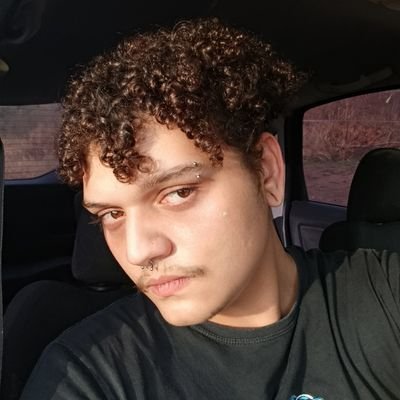 ivarvndr's profile picture. lasciate ogne speranza, voi ch'entrate