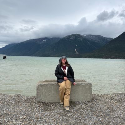 amie_kay's profile picture. nurse | she/her | wife | 🏳️‍🌈