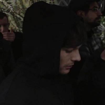 _aizure's profile picture. Thoughts & Things