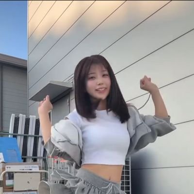 Lqir32060's profile picture. 