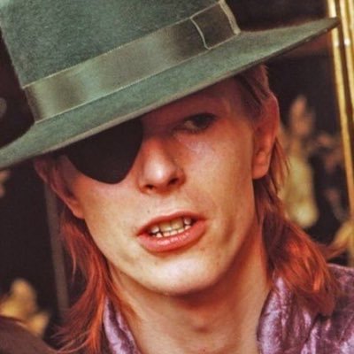 ThinGroyper's profile picture. 