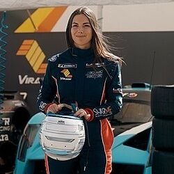 laurraryy's profile picture. 