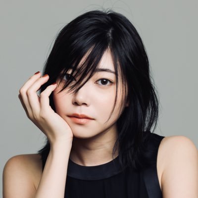hina_terasaki_'s profile picture. トラック制作からミックスまで全てを1人で手掛ける完全自主制作アーティスト🔨