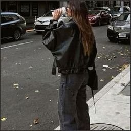 yqemiq68479's profile picture. 