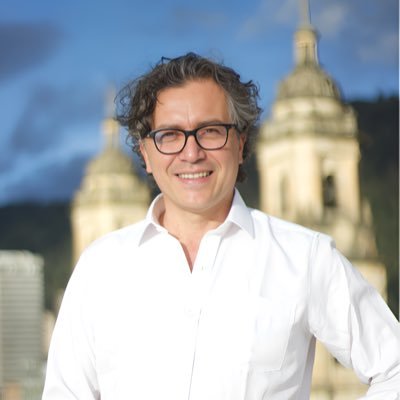 Representante a la Cámara Pacto H. 🇨🇴 Administrador Público, especialista en Planeacion Esap. Magíster en Gestión Pública Universidad Complutense de Madrid.