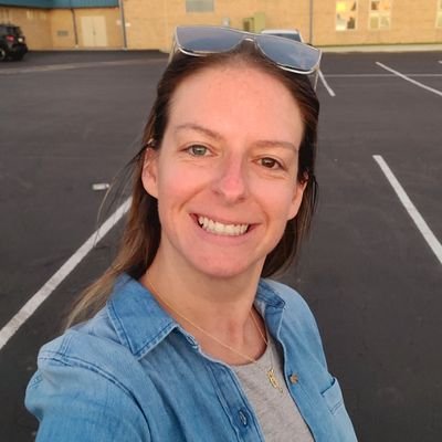 Lynch21Tara's profile picture. momma of two teenage young women, and work in health care. 
Send HELP!