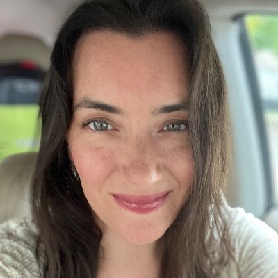 abigail1605's profile picture. 