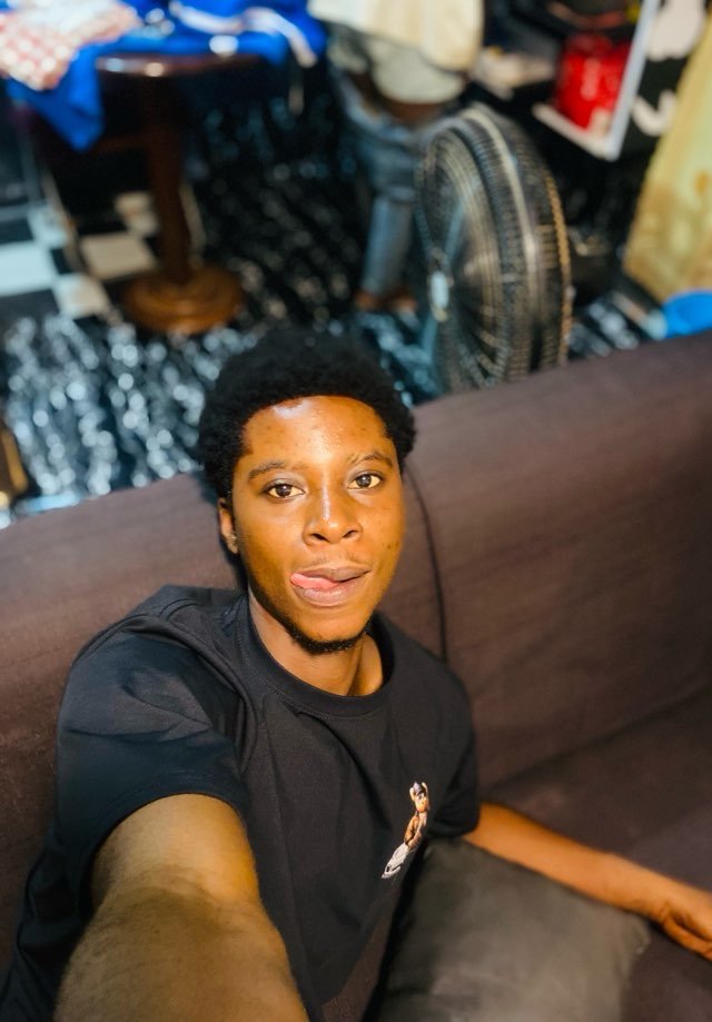 MichealAcqbsum's profile picture. 