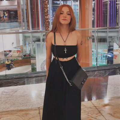 nicotadinha's profile picture.