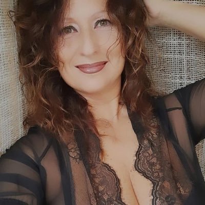 amy_wrightt01's profile picture. Finance Manager at LeadNest Global Investment Enterprise 💼 (Real Estate, Stocks, Crypto) | Graceful&Easy-Going 🌸 | Charismatic✨💖