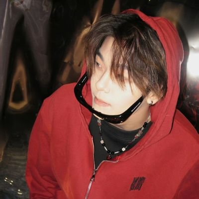 xxinlongie's profile picture. 