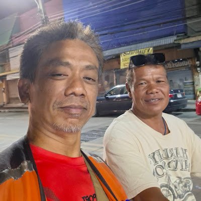 kasikron16's profile picture. 