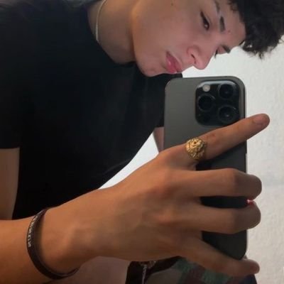KizitoOmen71557's profile picture. Get insights on what's happening Around 
News ||Crypto ○●$¥₩€