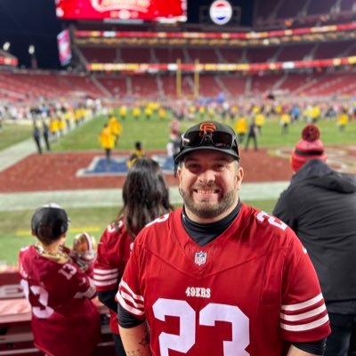 I tweet because I care. Giants, 49ers, Argentina meme extraordinaire.