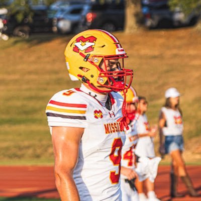 BradyBowman_9's profile picture. MVHS | c/o ‘26 | MLB | 6’2 | 220lbs