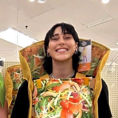 livlocket's profile picture. 16 | wwe, tennis, hockey fan| dc, horror, Star Wars fan| IFB | Blake’s real gf | @GayForYeet |
