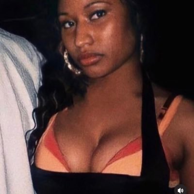 ebonydoll6's profile picture. 