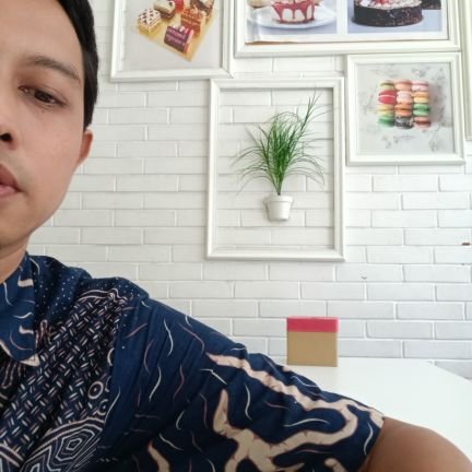 yuk berteman yg baik, olahraga, berenang, NR, Cuddle, suka yg gak terlalu KURUS, JGN BAPER, berteman lebih seru 🙏, gak suka orang pelit dan mental miskin