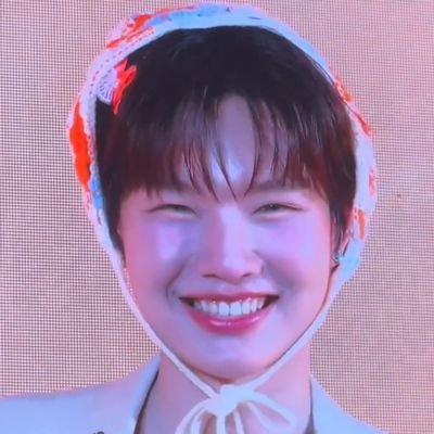 🐶🐱 - 🏛🌱 -💧🔶 - 👹🍃- ⛓️🌧 - (เป็นคนทุกพื้นที่ ชิมได้ทุกโพ💅) - We da B△E! - We be da No.1 A.K.Y.R! - MTC🎤 - เป็นคนแปกๆ อย่าถือสา เพราะมันหนัก😉