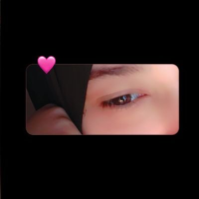 ولو يأتيني هارباً من أذى دنياه،لاصبحت انا دنياه وما فيها✨