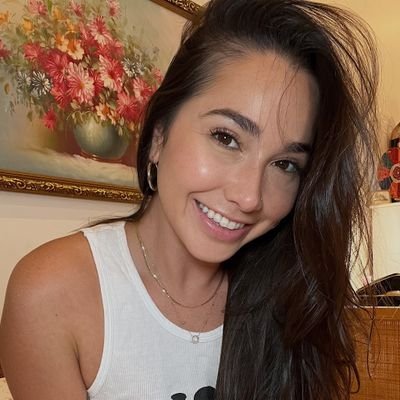 rebecca01z's profile picture. 🫠-🤕
