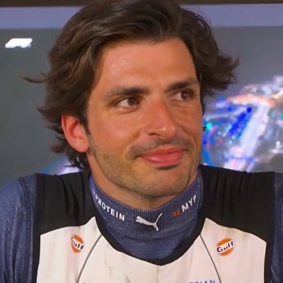 caramellstappen's profile picture. big fan of my chinese brother @oscarpiastri