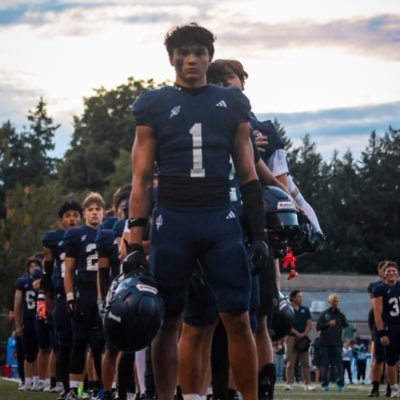 EthanTrader_4's profile picture. DE/LB/FB | Gig Harbor HS | 26 | 3.5 GPA | 6ft 200| 2 sport athlete | All conference Football | # 206-718-8434 | email - ethantk@icloud.com