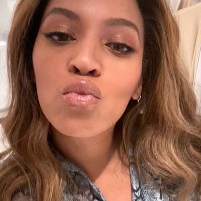 bzzzyonce's profile picture. 