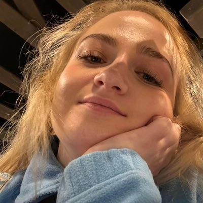 Lise_Ntlapho's profile picture. 