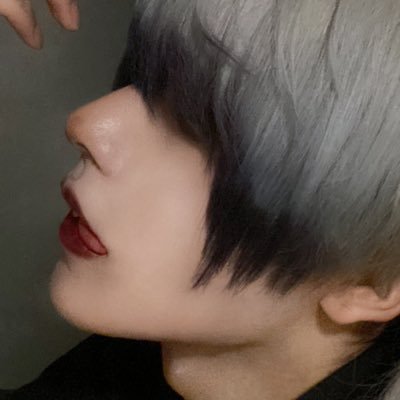 01eve_'s profile picture. 何もしてない人してます。さぶ @tm_tm_iiko