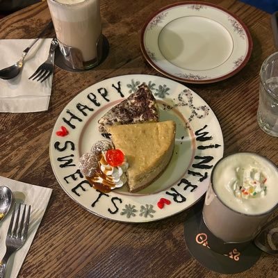 好きな食べ物：喫茶店のチョコレートパフェ