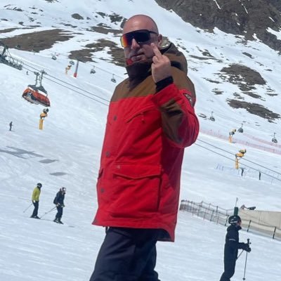 Yaniv_Baruch's profile picture. Put all your eggs in one basket And watch that basket carefully